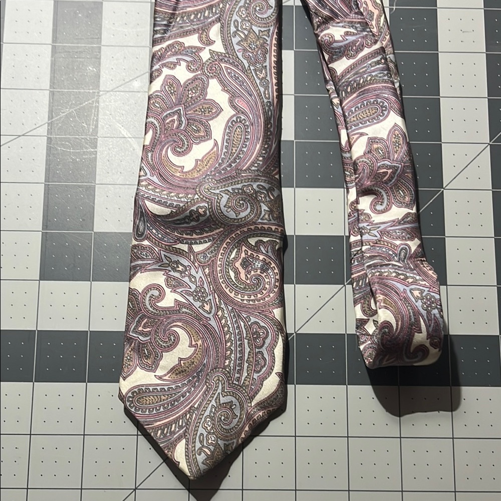 Brown and Cream Paisley Tie with Silky Finish